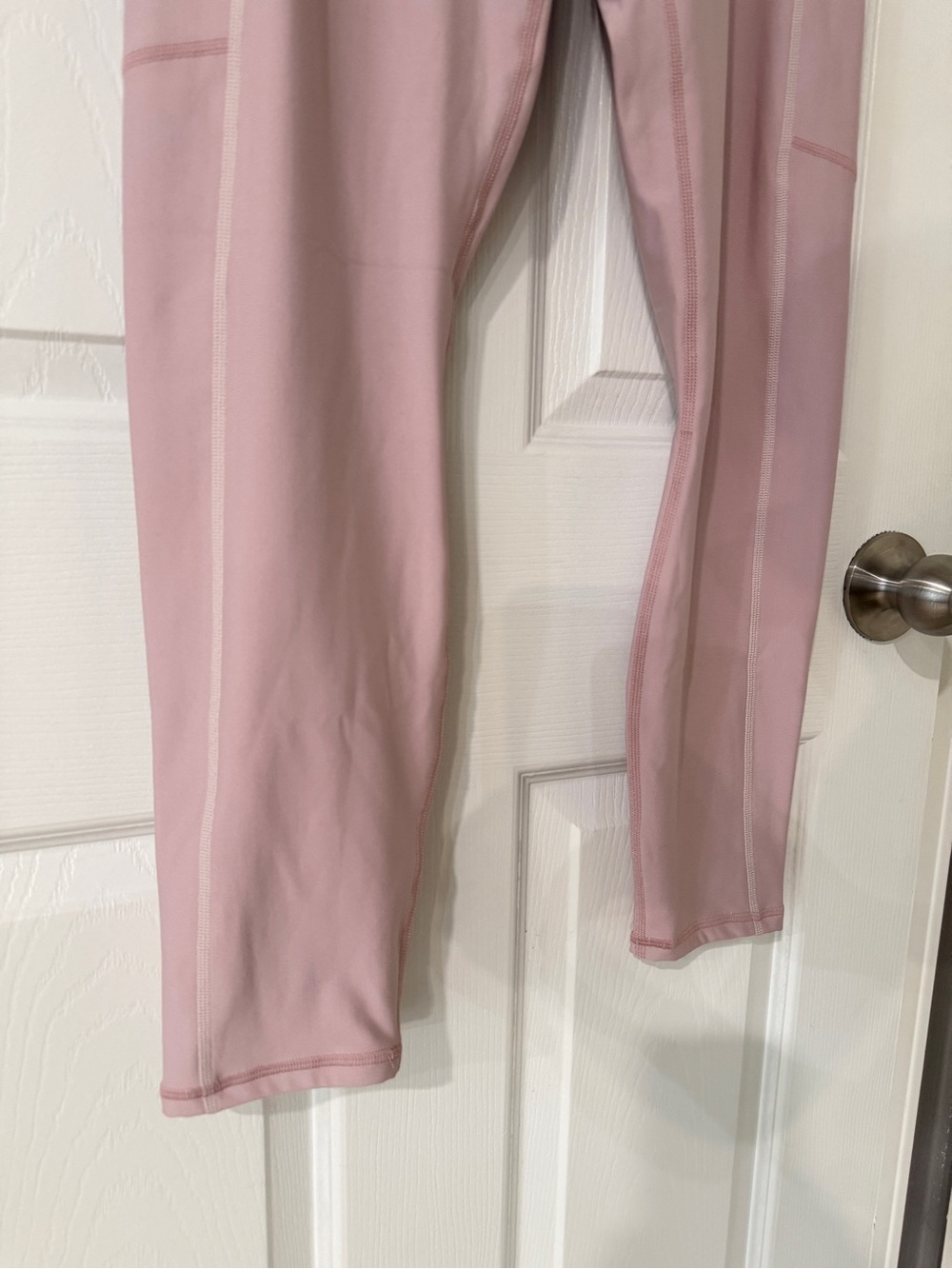 Fabletics - Light Pink High-Waist Leggings - Picture 3 of 9